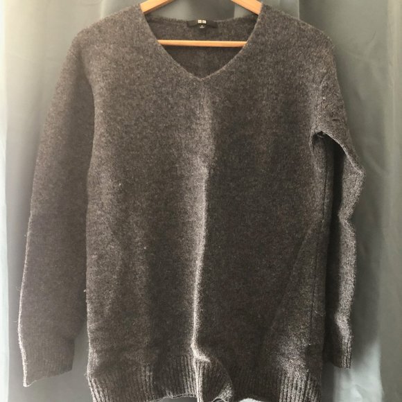 100% Wool Melange V-neck sweater - Picture 1 of 4